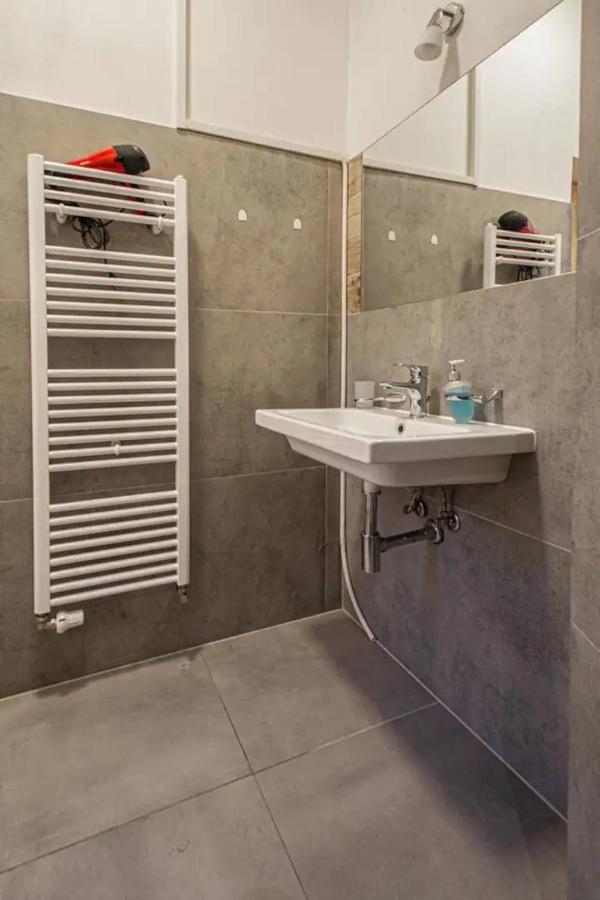 Cozy Homestay At Prague Main Station Dış mekan fotoğraf